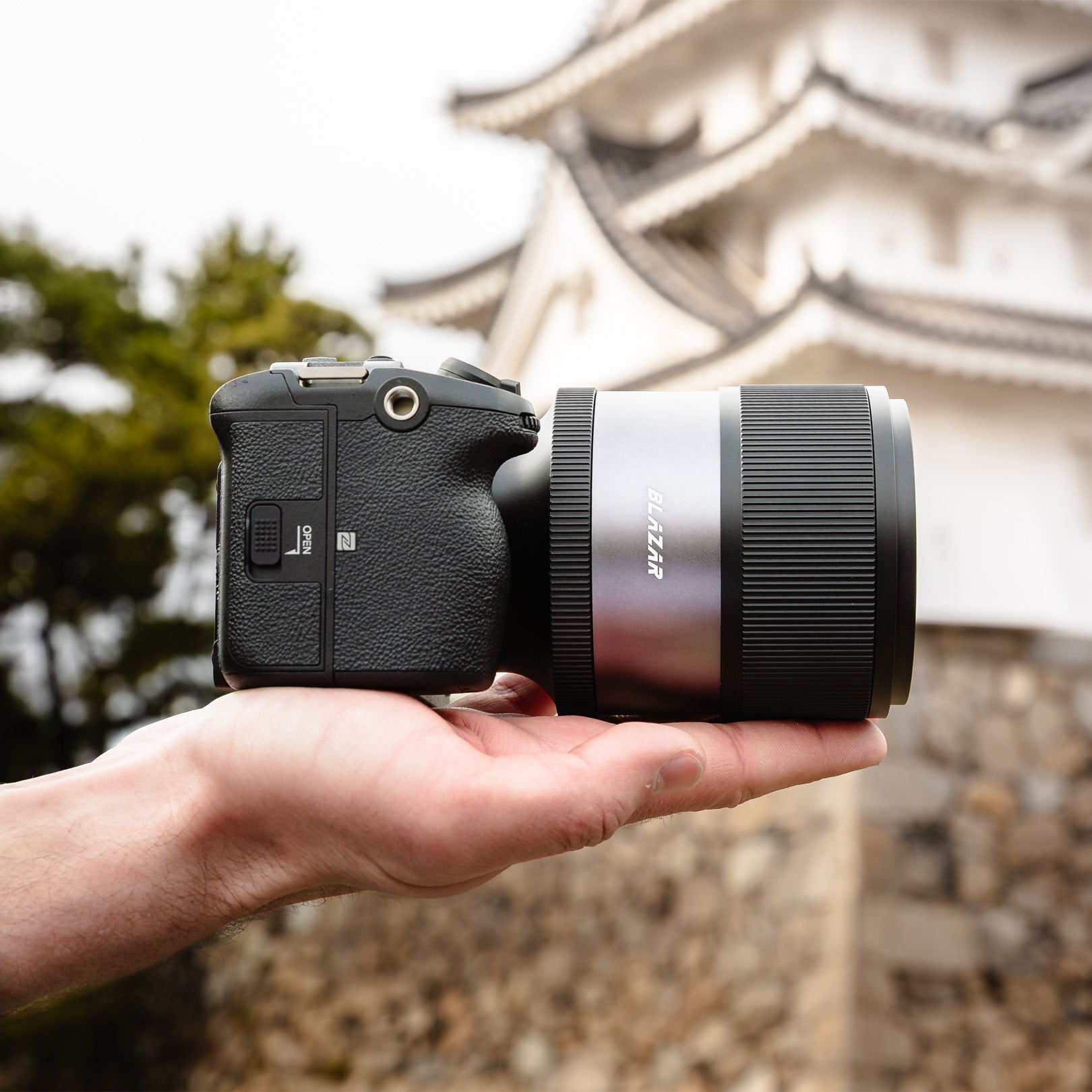 Blazar Talon 1.5x Full Frame Auto-Focus Anamorphic Lens 50mm T2.1